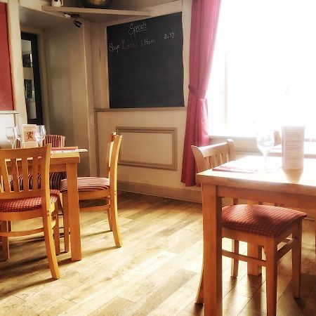 The Red Lion Earlston Extérieur photo